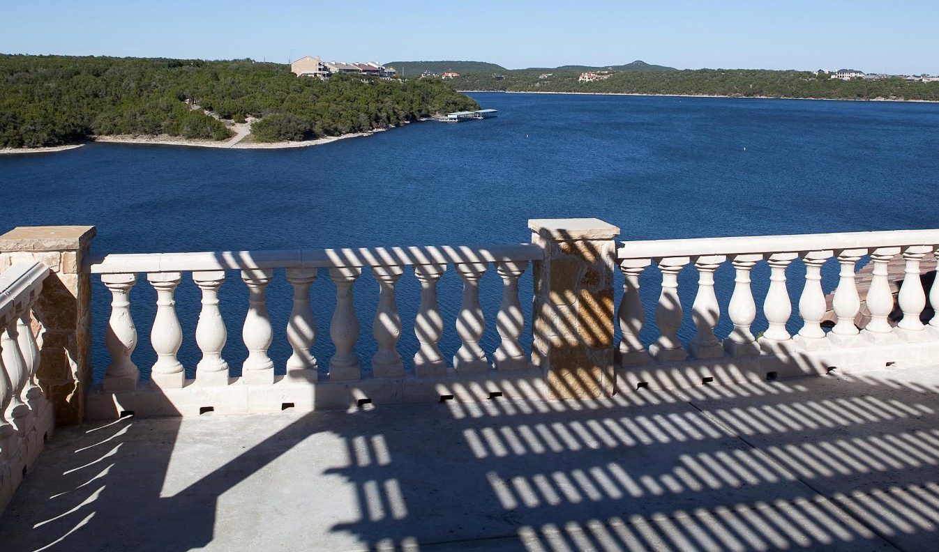Mesa Precast - Architectural Precast Hardscape, Landscaping Design - Balusters, Column Caps, Custom Colors and Finish Mesa Precast | Architectural Precast Hardscape, Landscaping Design - Balusters, Column Caps, Custom Colors and Finish