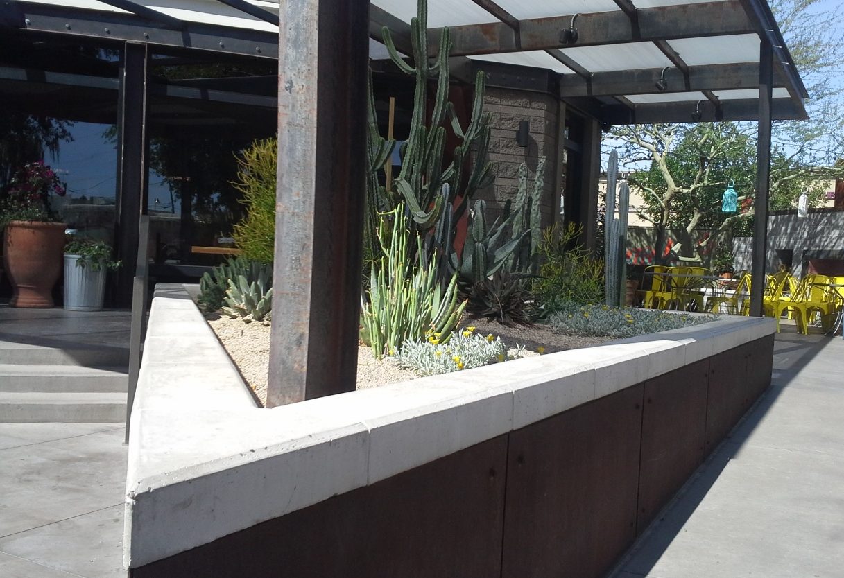 White Color Architectural Precast Planter Coping White Color Architectural Precast Planter Coping